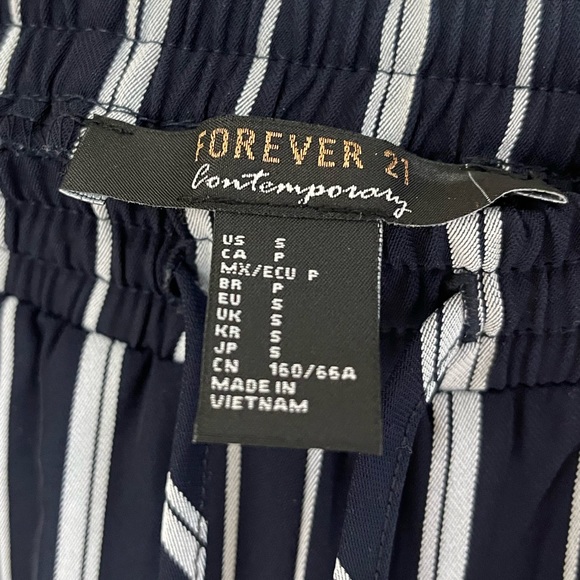 Forever 21 slit leg palazzo pants - Picture 4 of 4